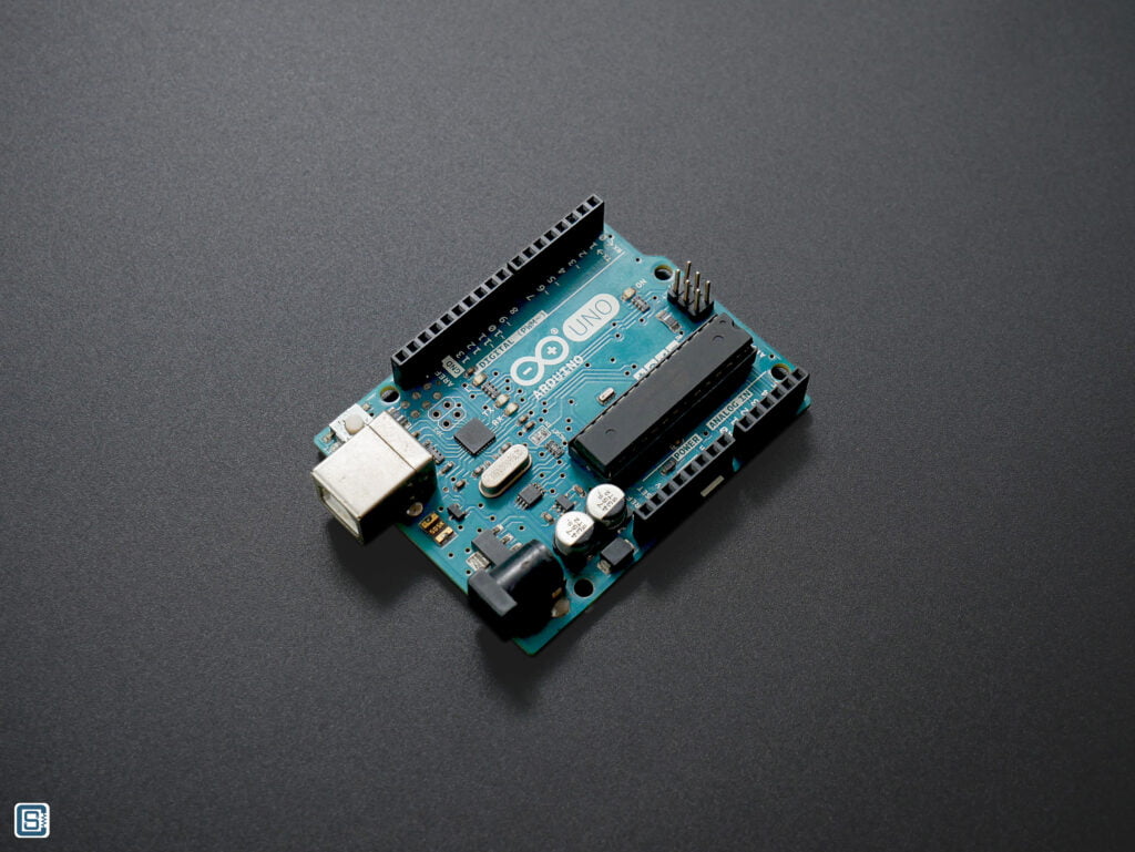 Arduino-Uno-R3-CIRCUITSTATE-Electronics-01