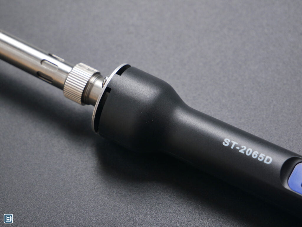 Atten-ST-2065D-Digital-Temperature-Controlled-Soldering-Iron-Review-and-Teardown-Handle-CIRCUITSTATE-Electronics-01
