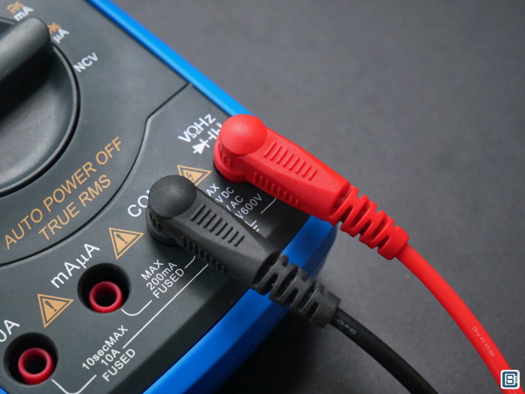 Aneng-PT1028-22-Piece-Multimeter-Probe-Set-Review-Probe-Connected-to-DMM-CIRCUITSTATE-Electronics-01