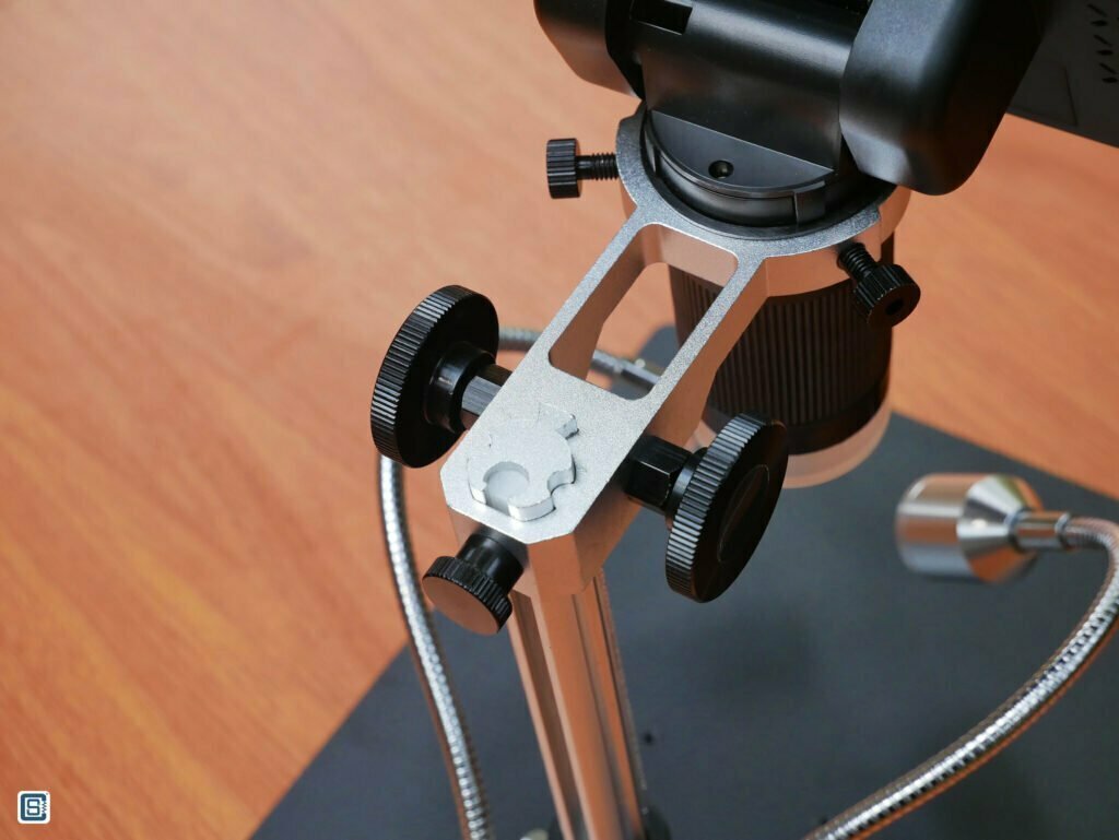 Andonstar AD208 Digital Microscope vertical adjustment mechanism