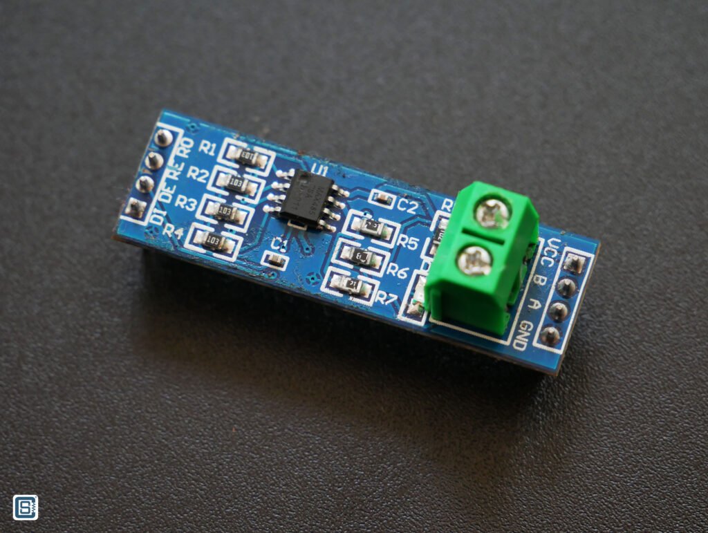 Common RS485 module based on MAX485 top side from CIRCUITSTATE